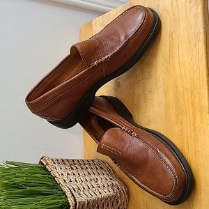 Clarks men's travel soft leather loafers